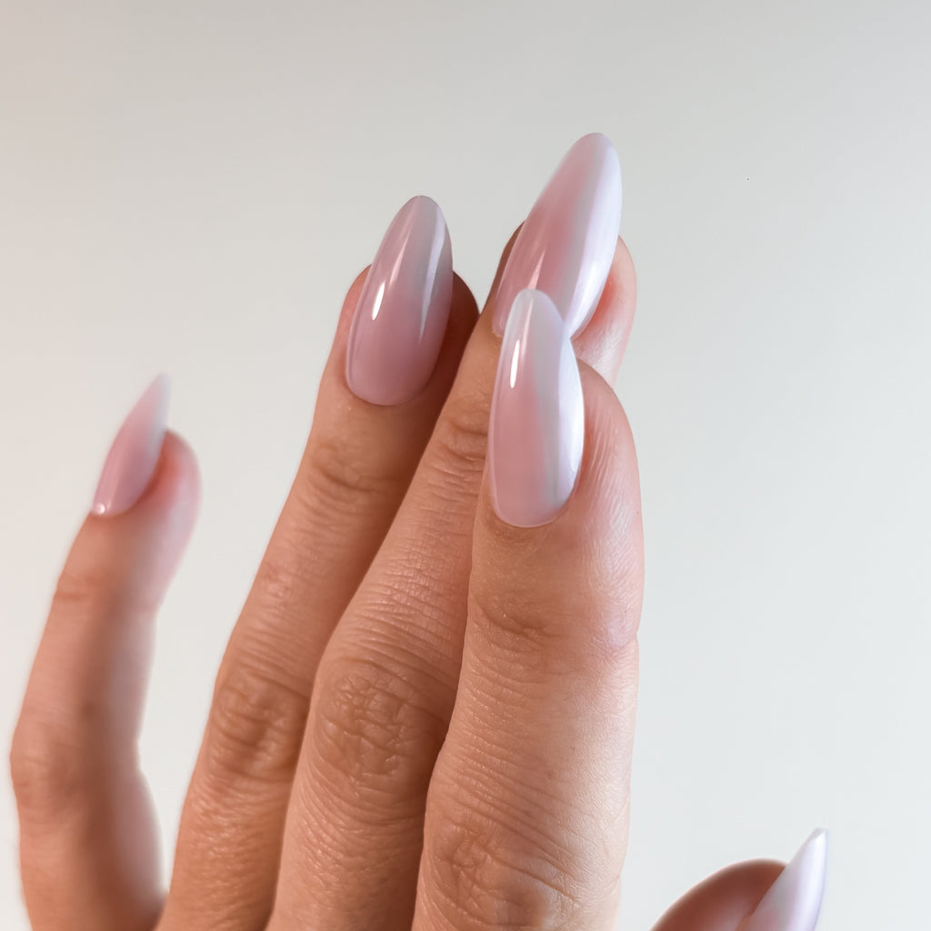 ROSE FONDAMENTAL II — L’allure allongée.