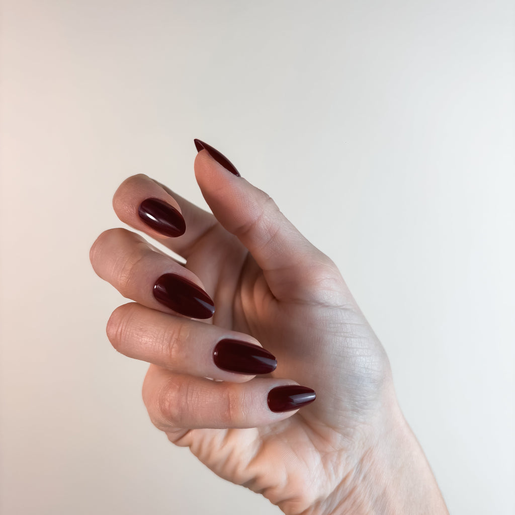 ROUGE VELOURS  — La profondeur envoûtante