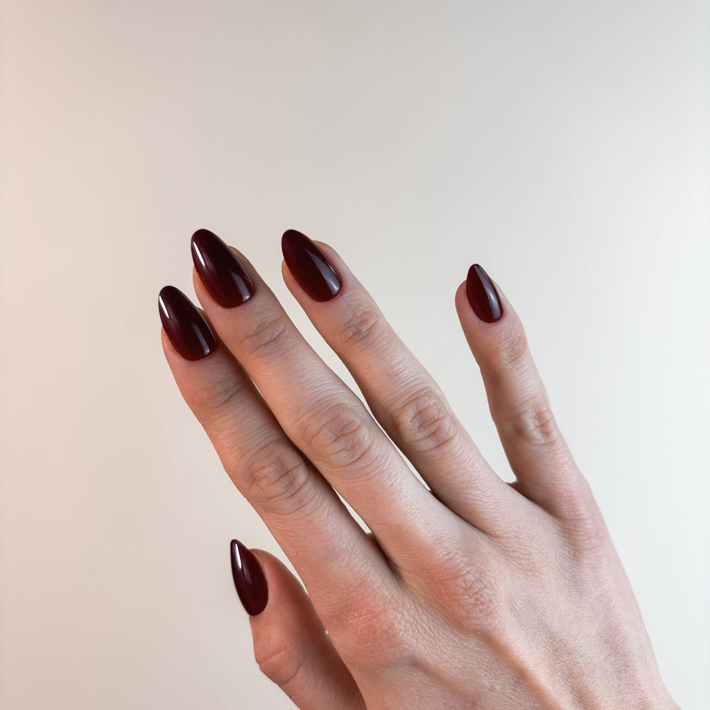 ROUGE VELOURS  — La profondeur envoûtante