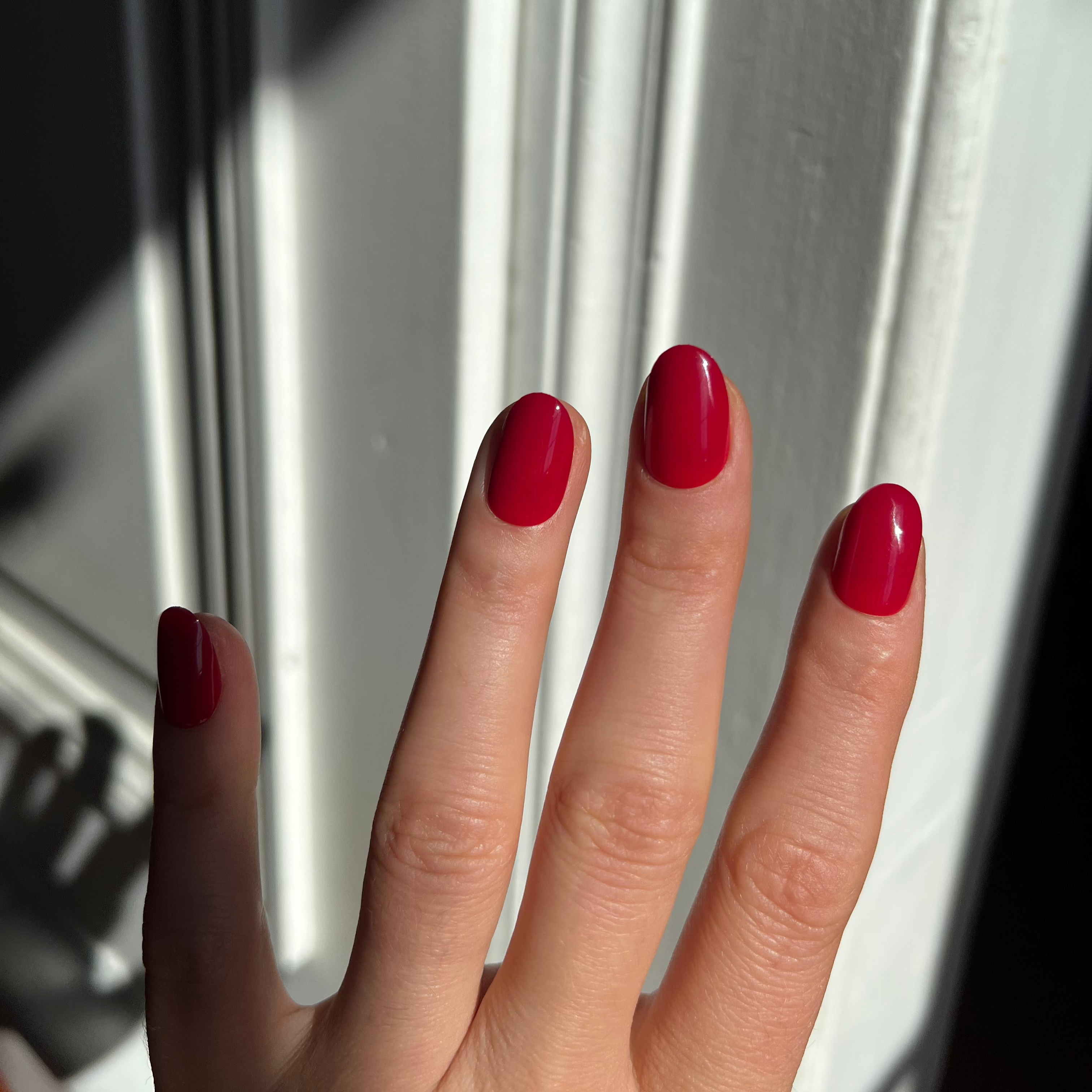 ROUGE MANIFESTE I — L’éclat audacieux