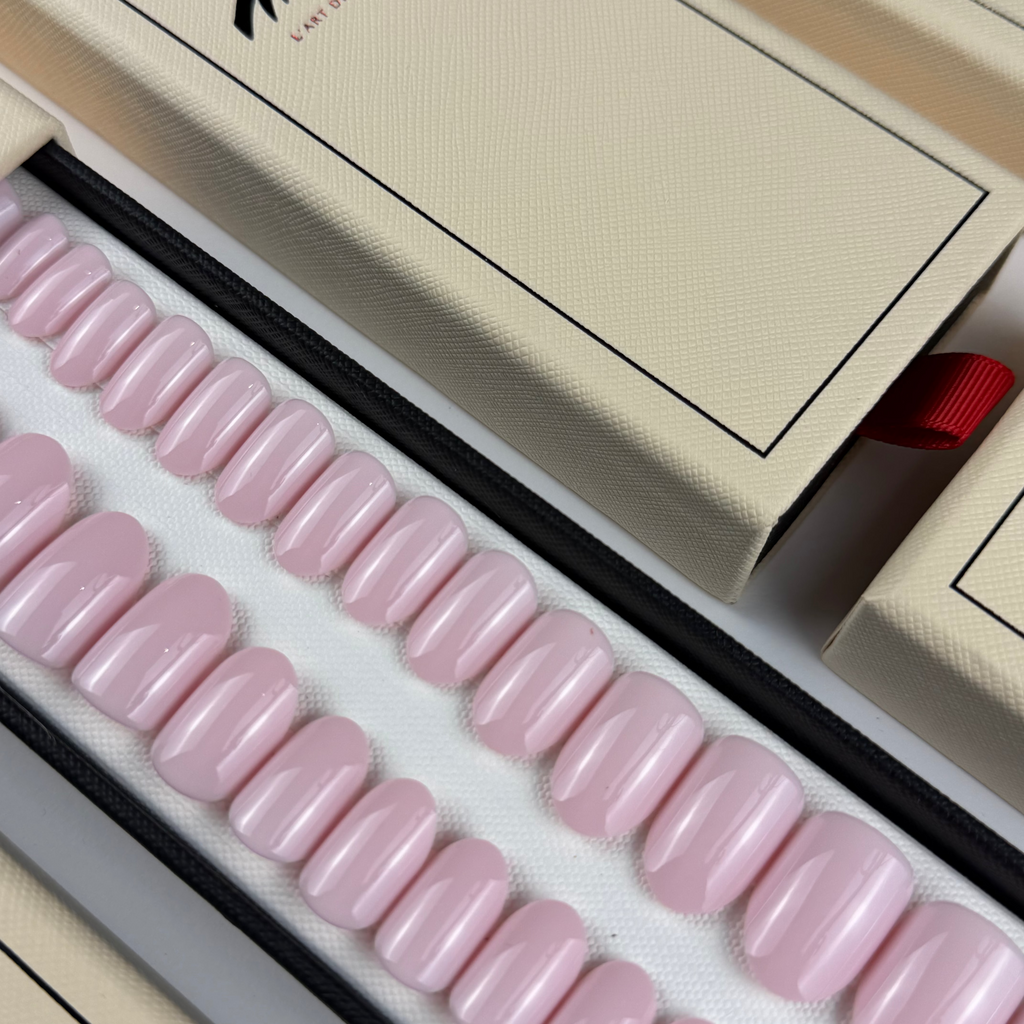 ROSE VELOUTÉ — La tendresse affirmée