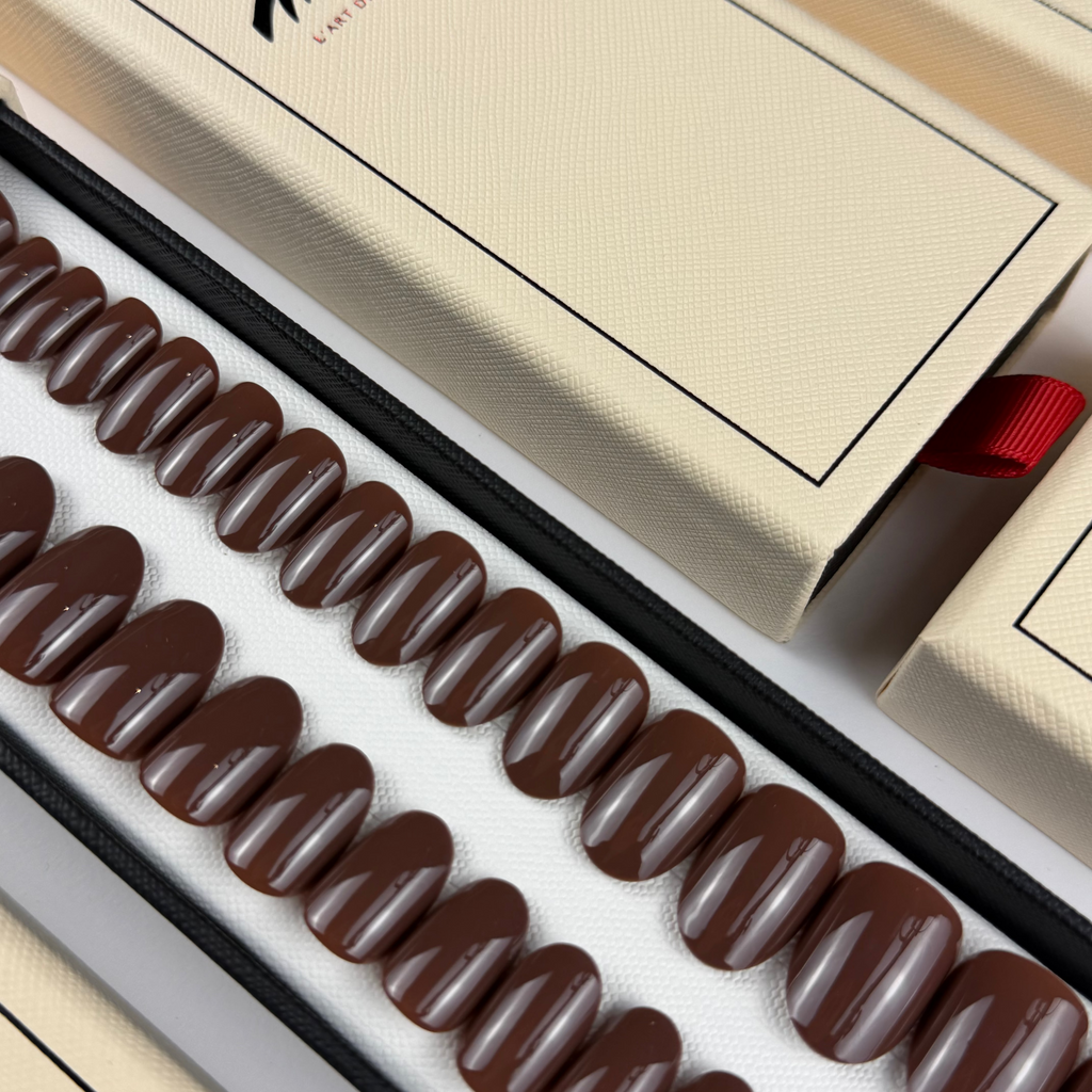 CAFFÈ LATTE  — La chaleur sophistiquée