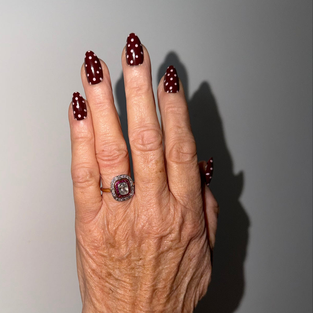 POIS FINAL - l’équilibre du détail