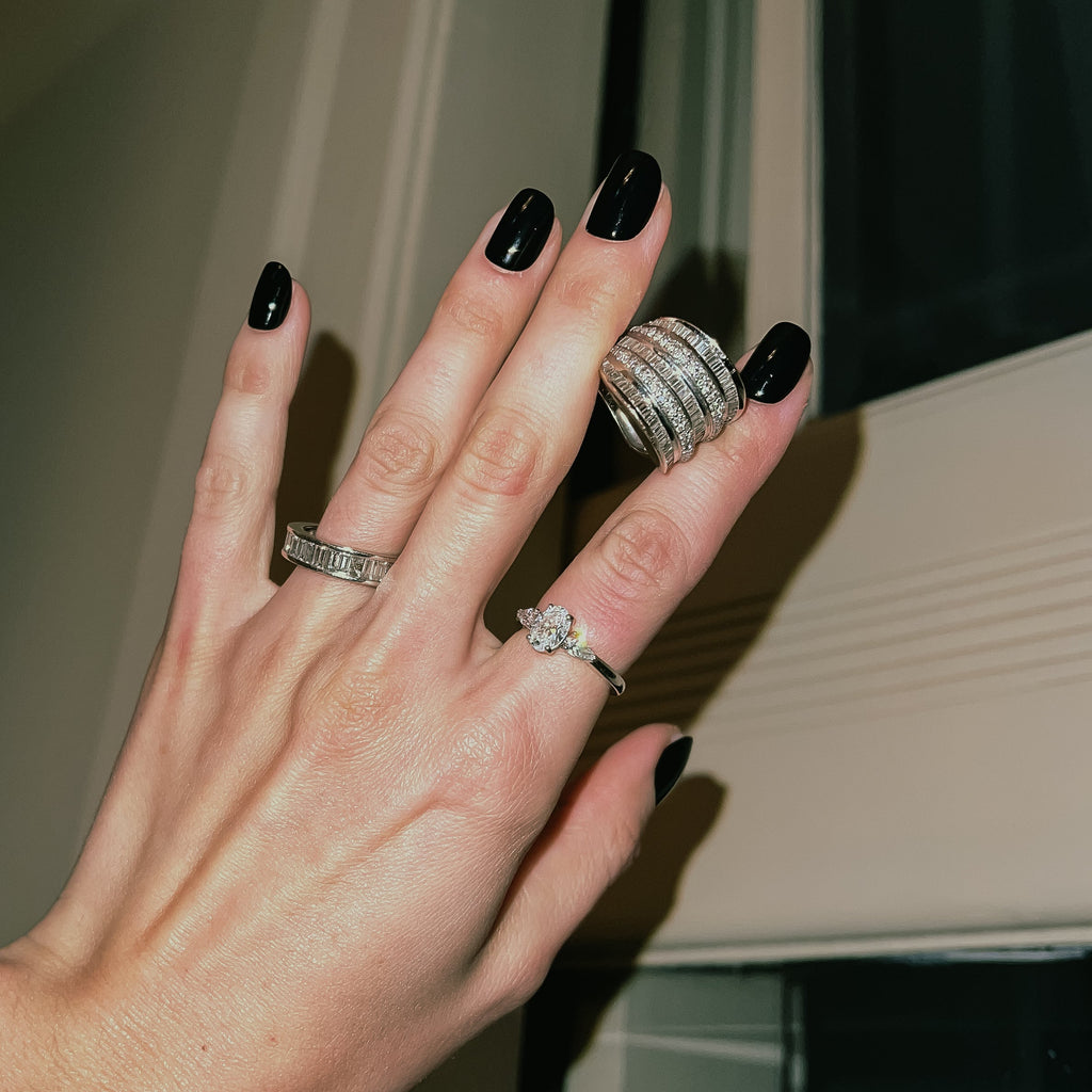 NOIR ABSOLU - la signature d'autorité