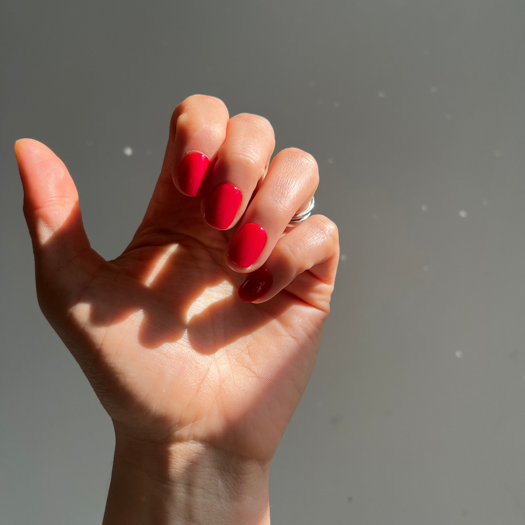 ROUGE MANIFESTE II - rouge franc, intemporel et puissant