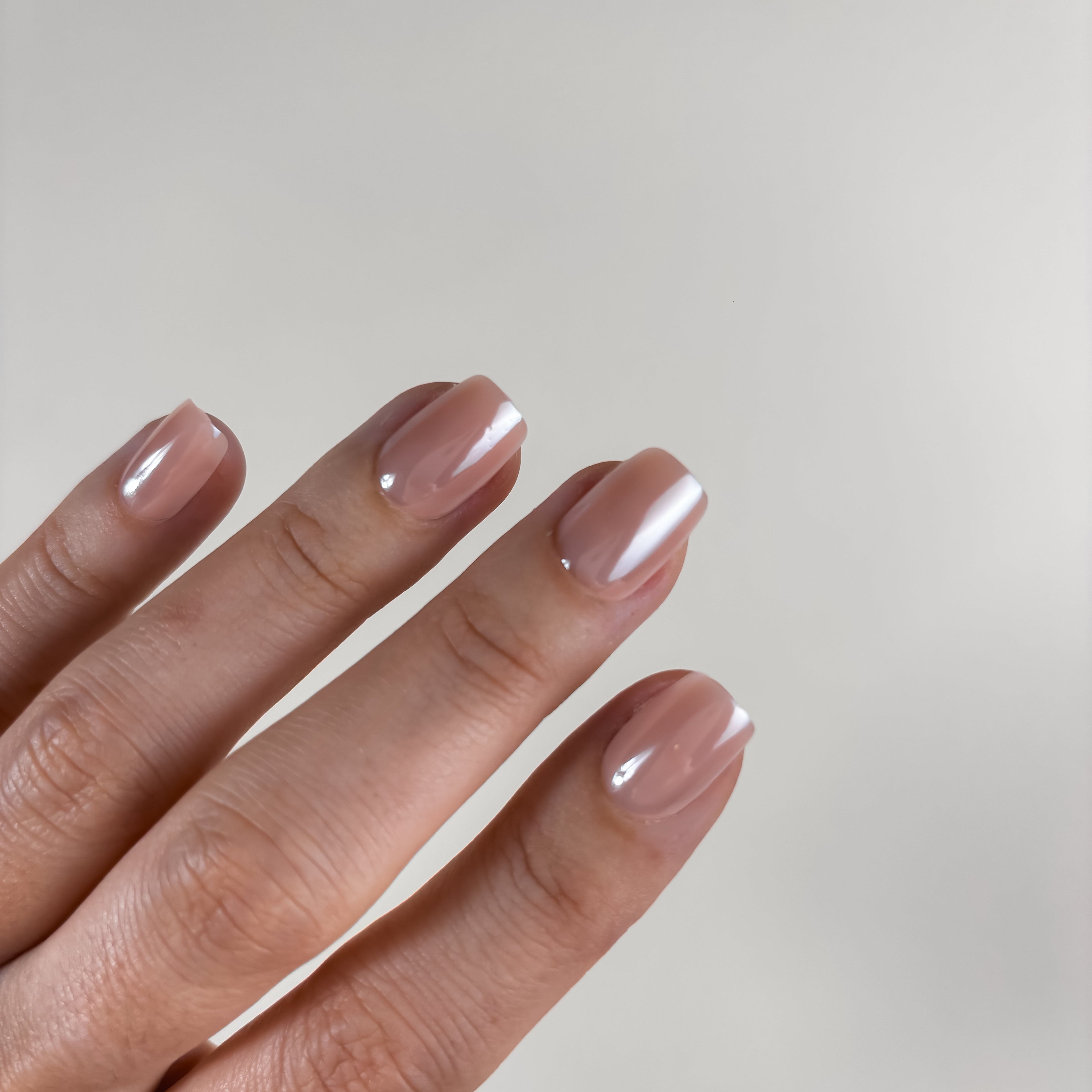 NU LUMIÈRE — La clarté délicate