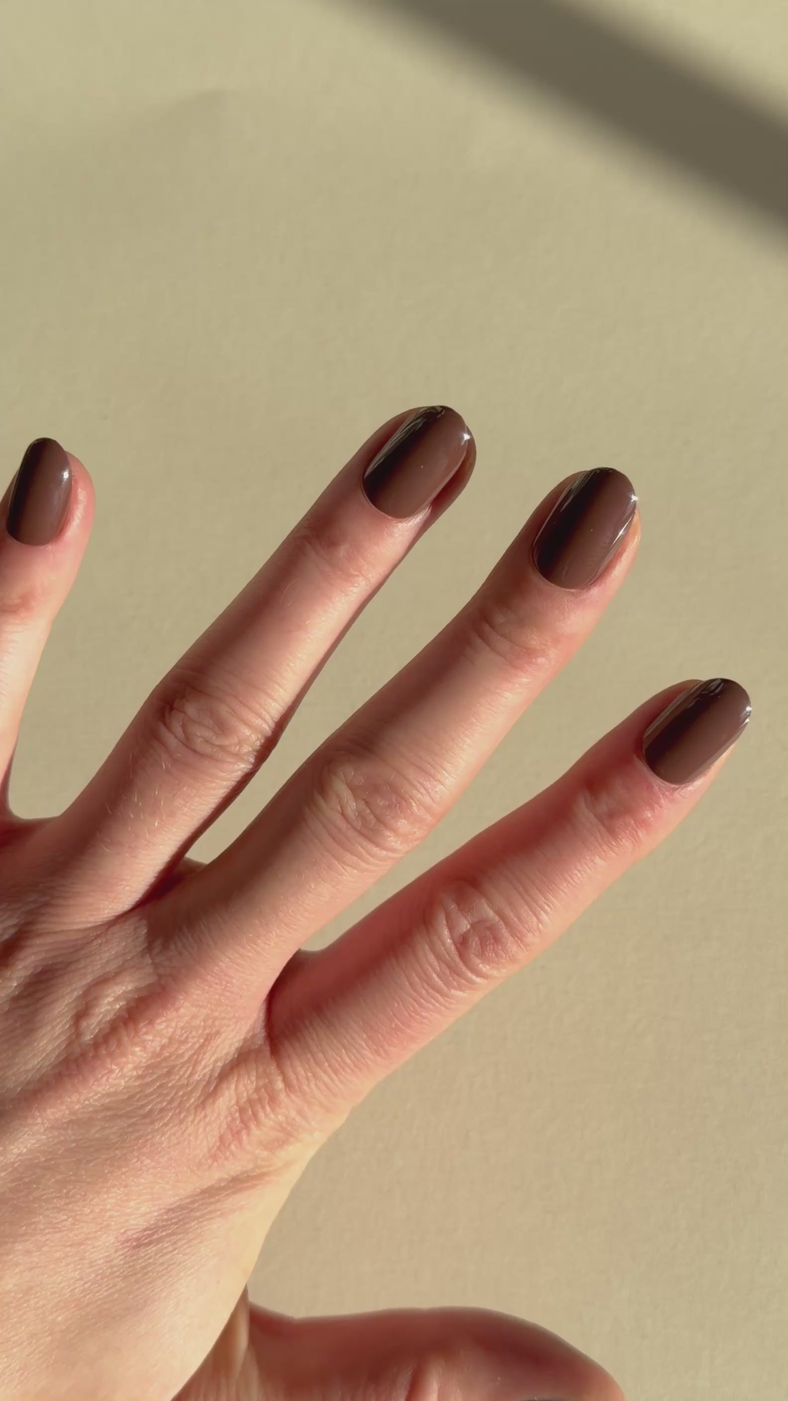 CAFFÈ LATTE  — La chaleur sophistiquée